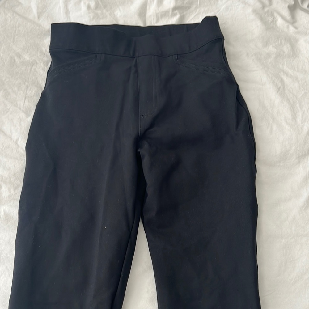 The perfect pant ankle backseam skinny pant